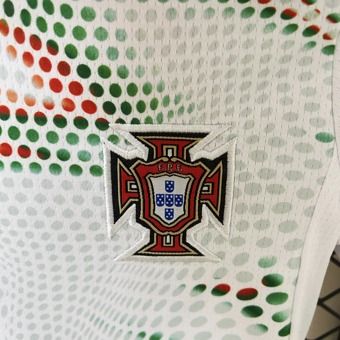 Puma Kids Portugal Kit - Image 4