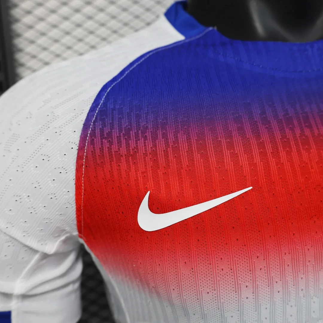 Nike England Soccer Jersey - Image 6