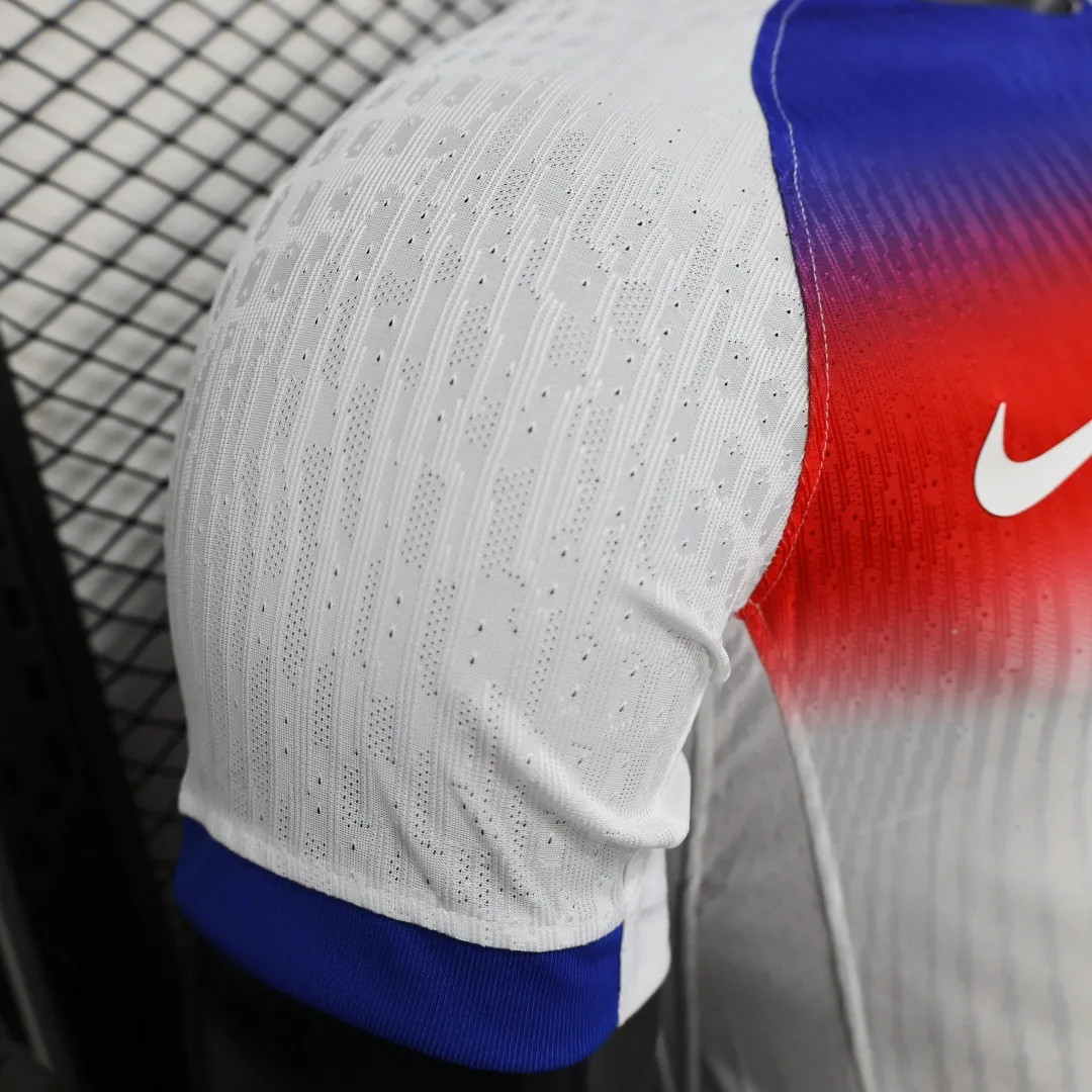 Nike England Soccer Jersey - Image 7