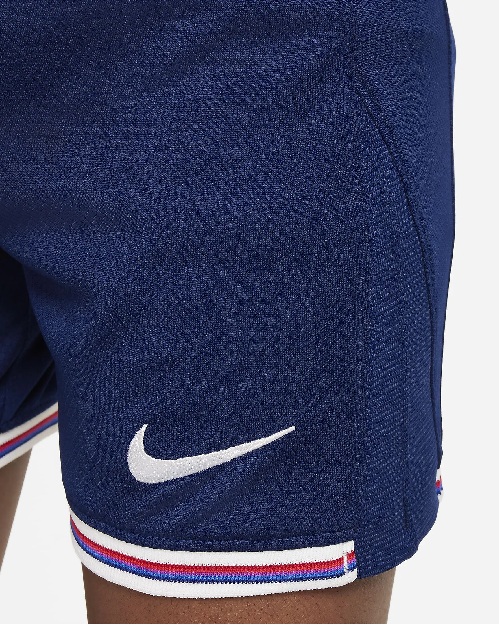 Nike England Kids Football Kit - Image 6