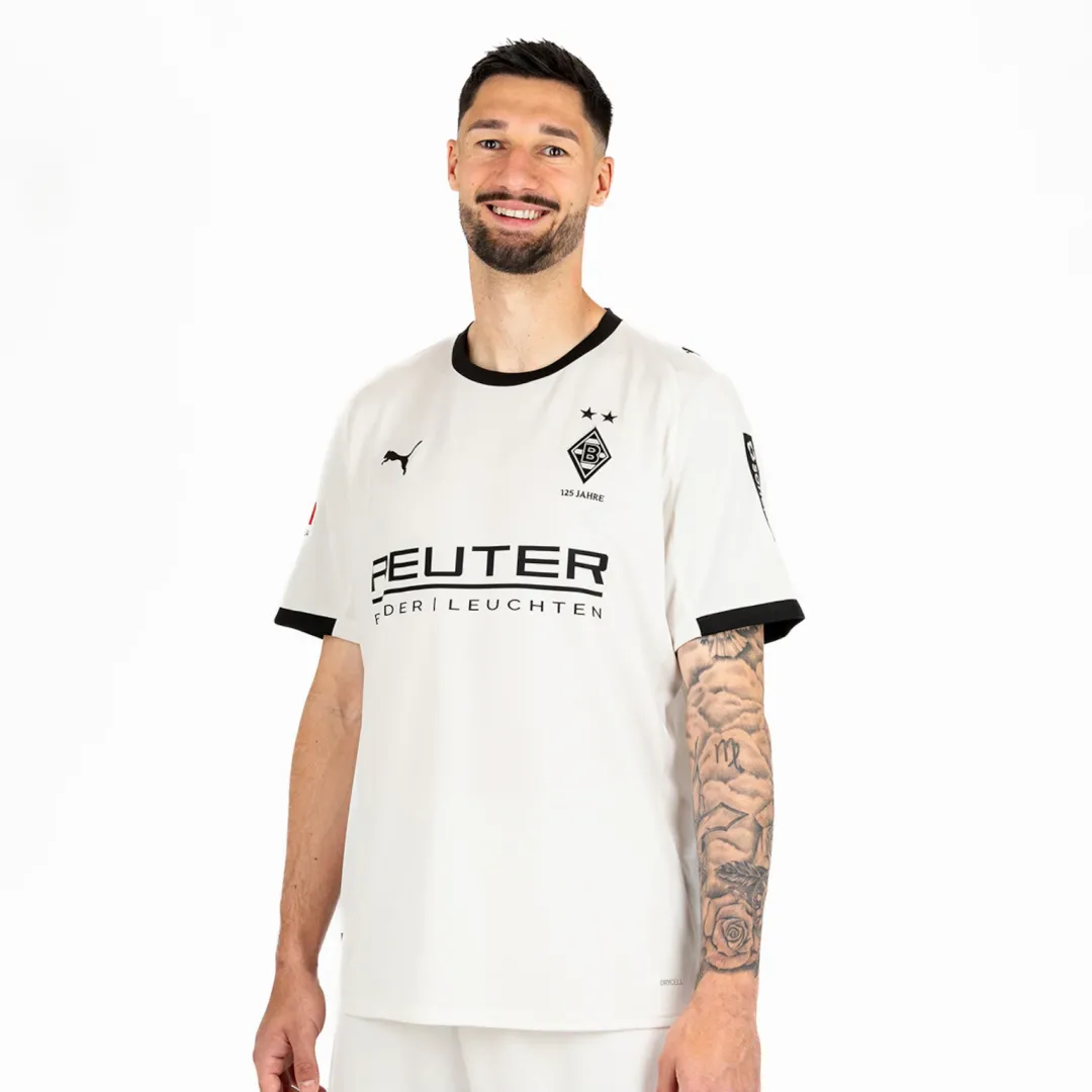 Borussia Mönchengladbach Home Jersey - Image 3