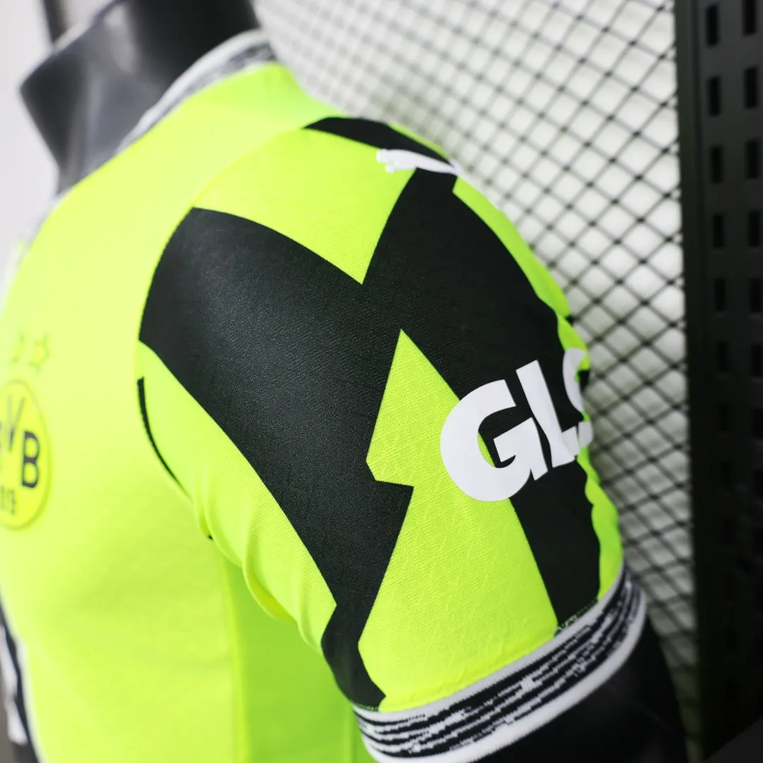 Puma Borussia Dortmund Jersey - Image 7