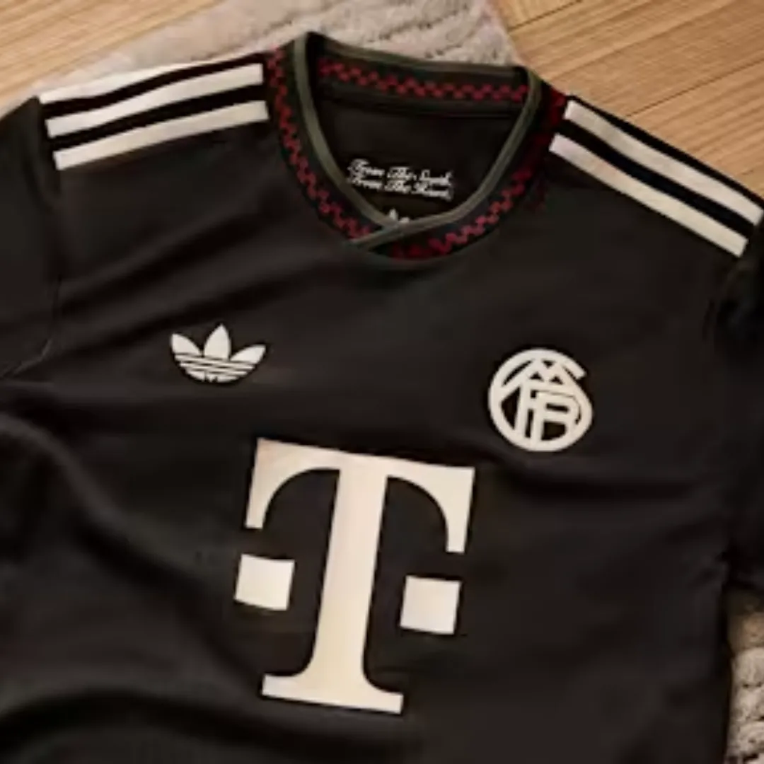 Bayern Munich Oktoberfest Jersey - Image 5