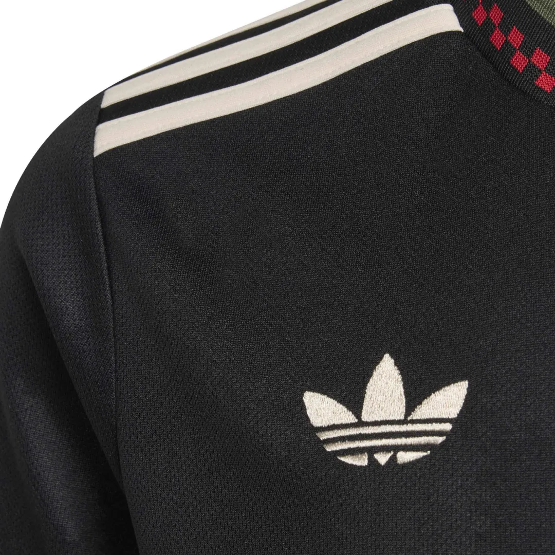 Alternative view of Kid's Bayern Munich Third Kit 2025/26