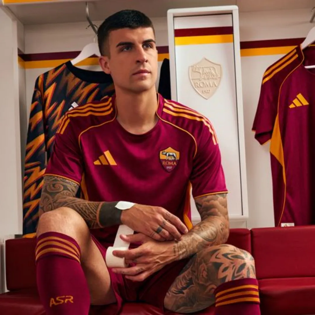 AS Roma Home Jersey - Image 4