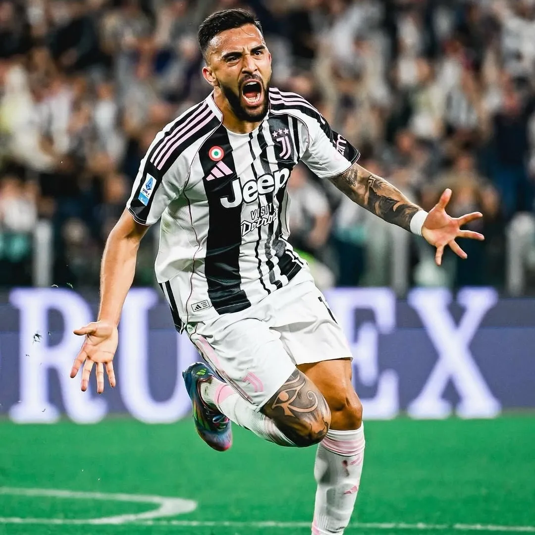 Juventus Home Football Jersey - Image 3