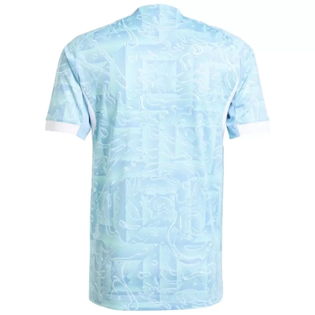 Alternative view of Juventus Away Jersey