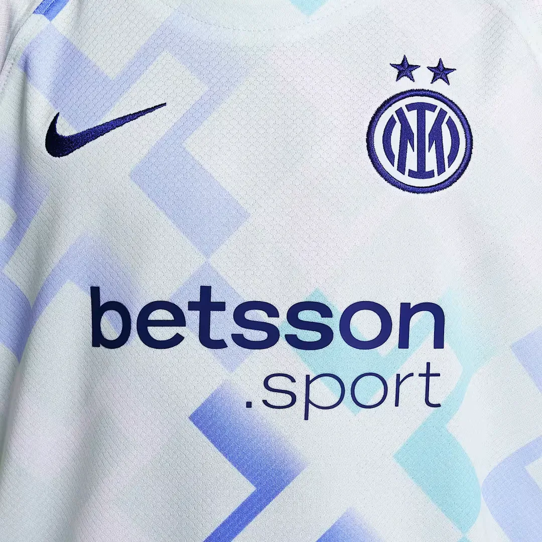 Inter Milan Kids Football Kit - Image 5