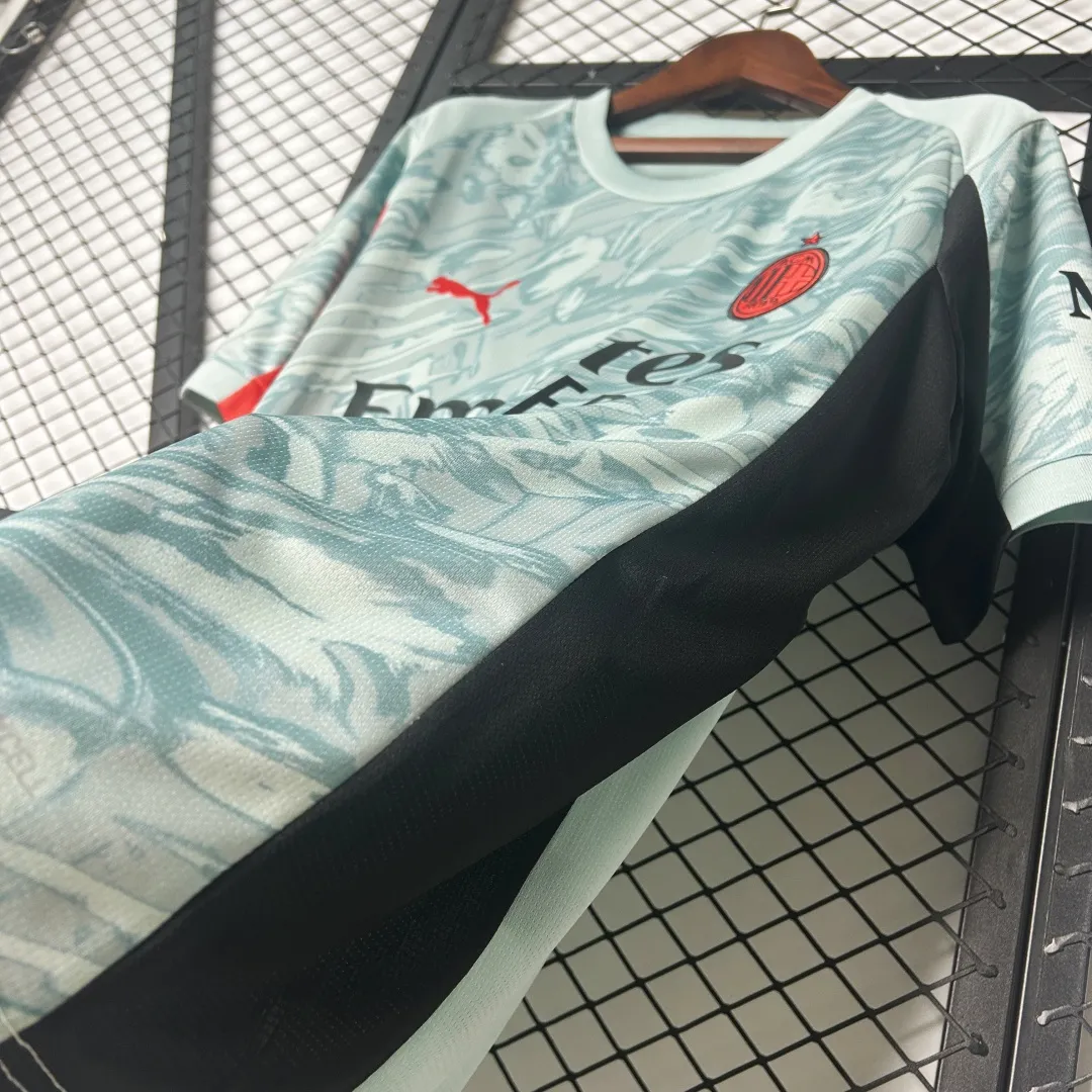 AC Milan Goalkeeper Jersey - Image 7