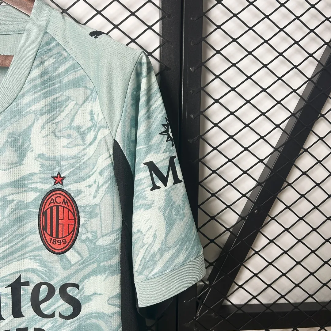 AC Milan Goalkeeper Jersey - Image 5