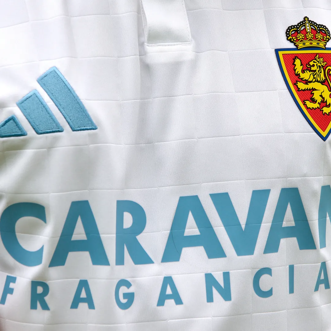 Real Zaragoza Home Jersey - Image 5