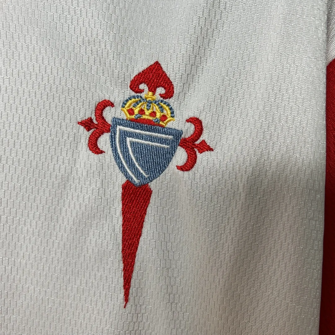 Umbro Celta Vigo 2001/02 Jersey - Image 4
