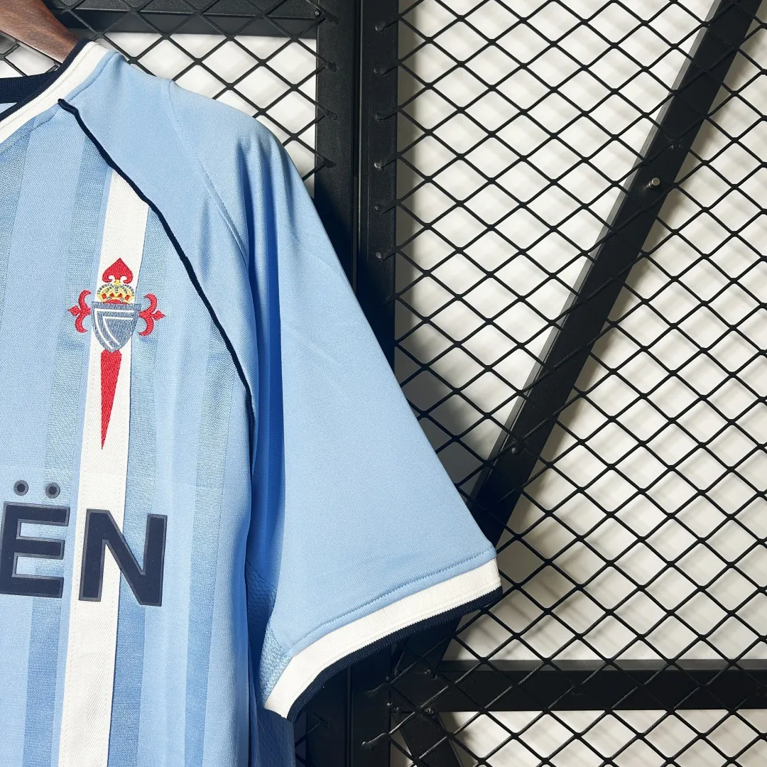 Umbro Celta Vigo Football Jersey - Image 5