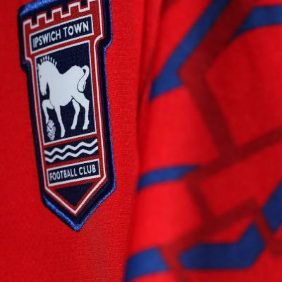 Umbro Ipswich Town Jersey - Image 5