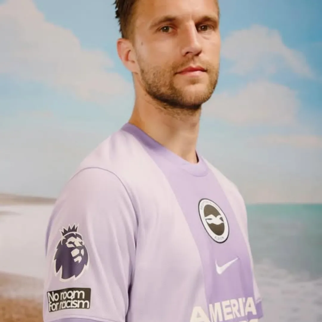 Brighton Away Jersey - Image 3