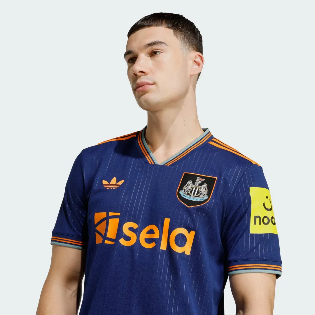 Newcastle United Third Jersey - Image 5