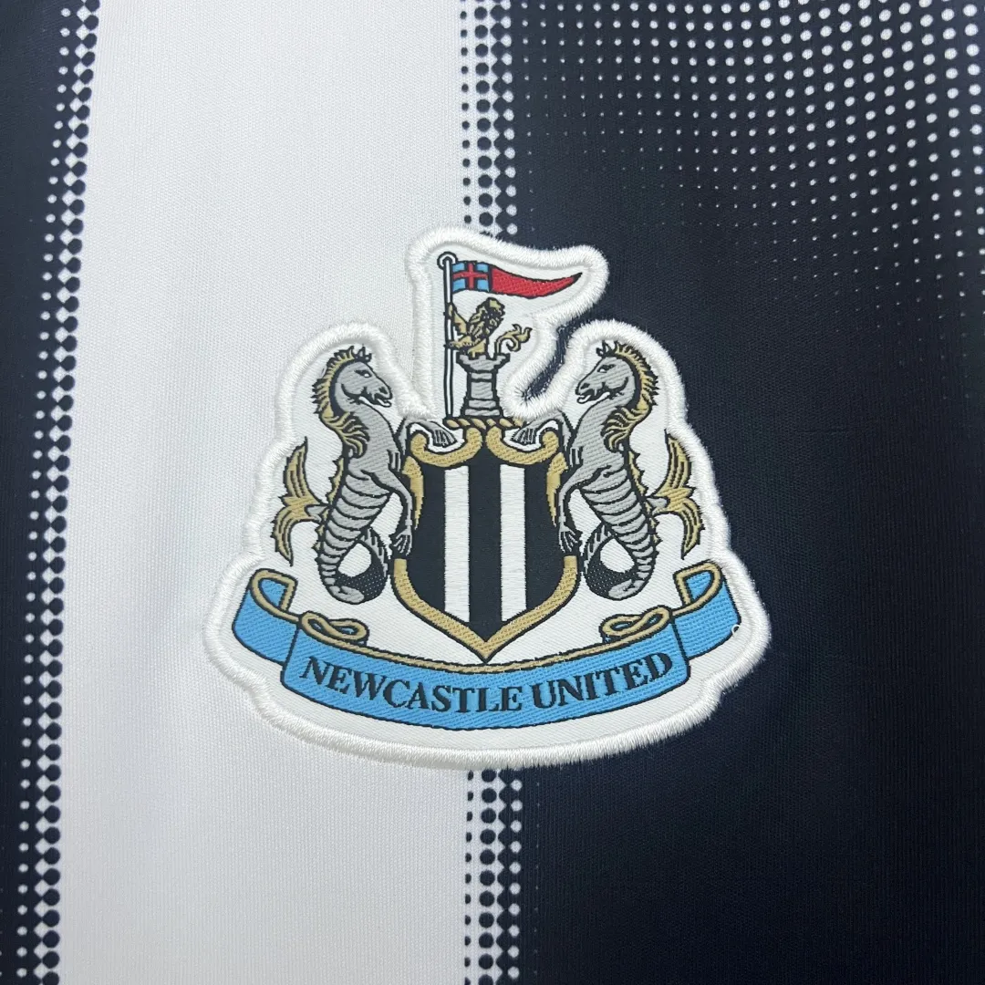 Newcastle United Home Jersey - Image 7