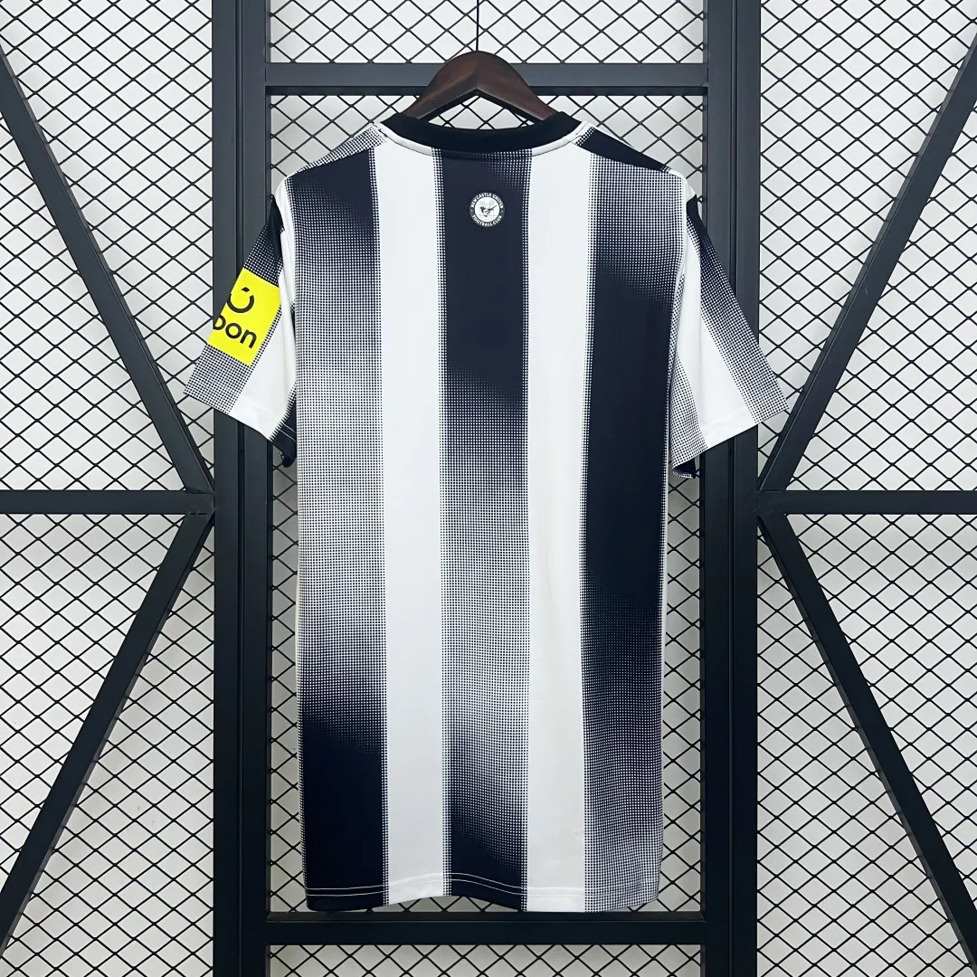 Newcastle United Home Jersey - Image 11