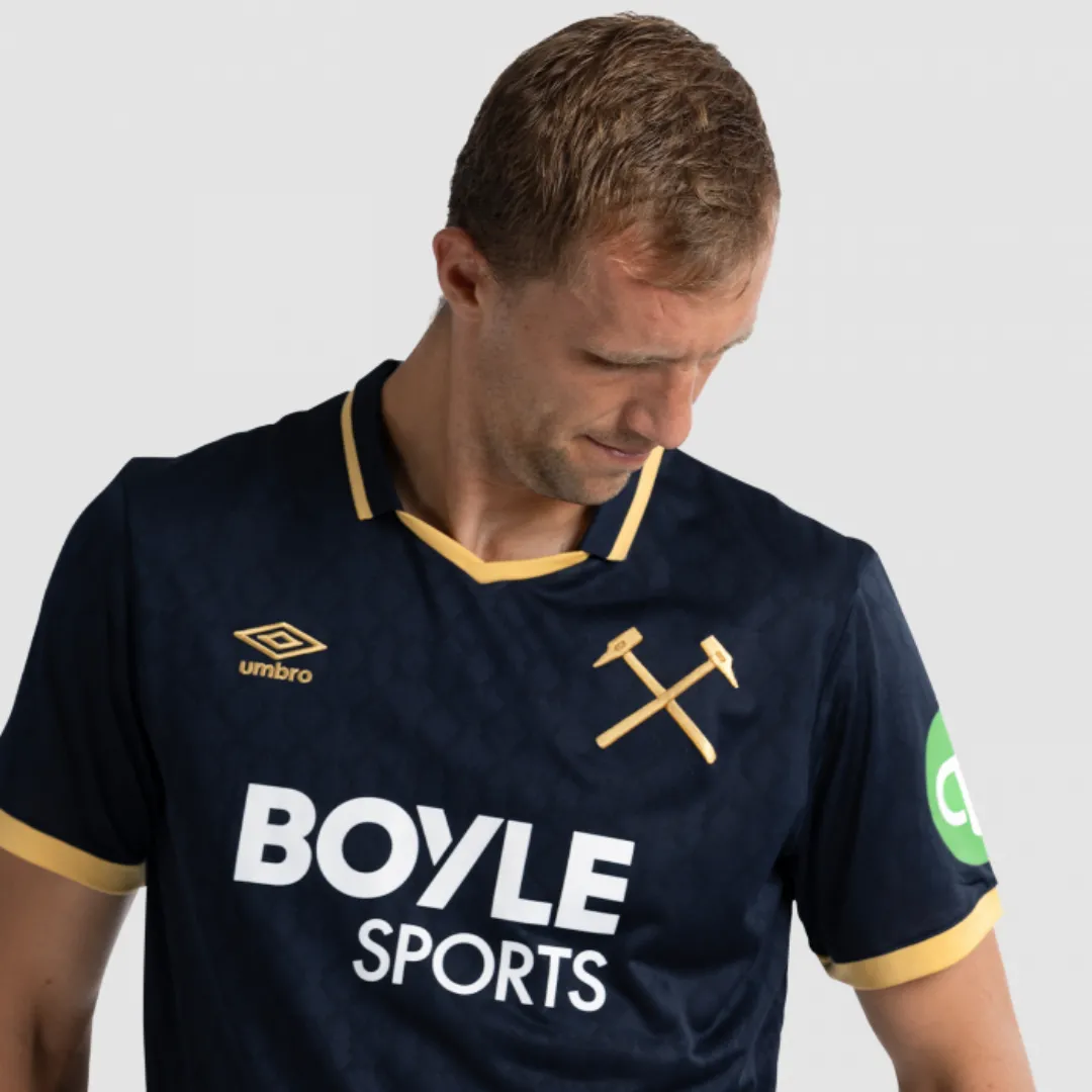 Umbro West Ham Third Jersey - Image 4