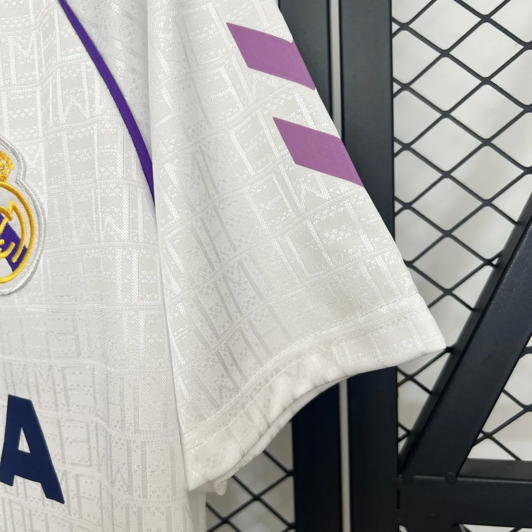 Hummel Real Madrid Home Jersey - Image 7