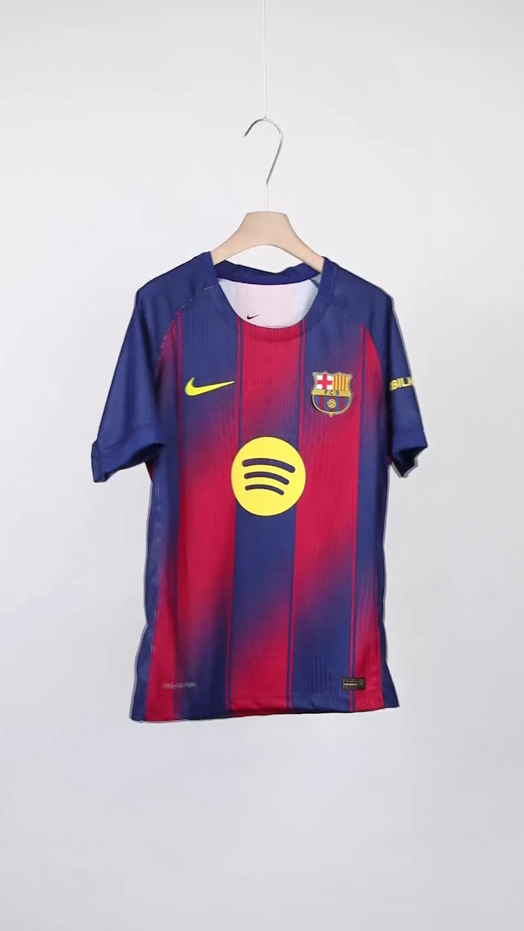 Barcelona Lamine Yamal 10 Jersey - Image 4