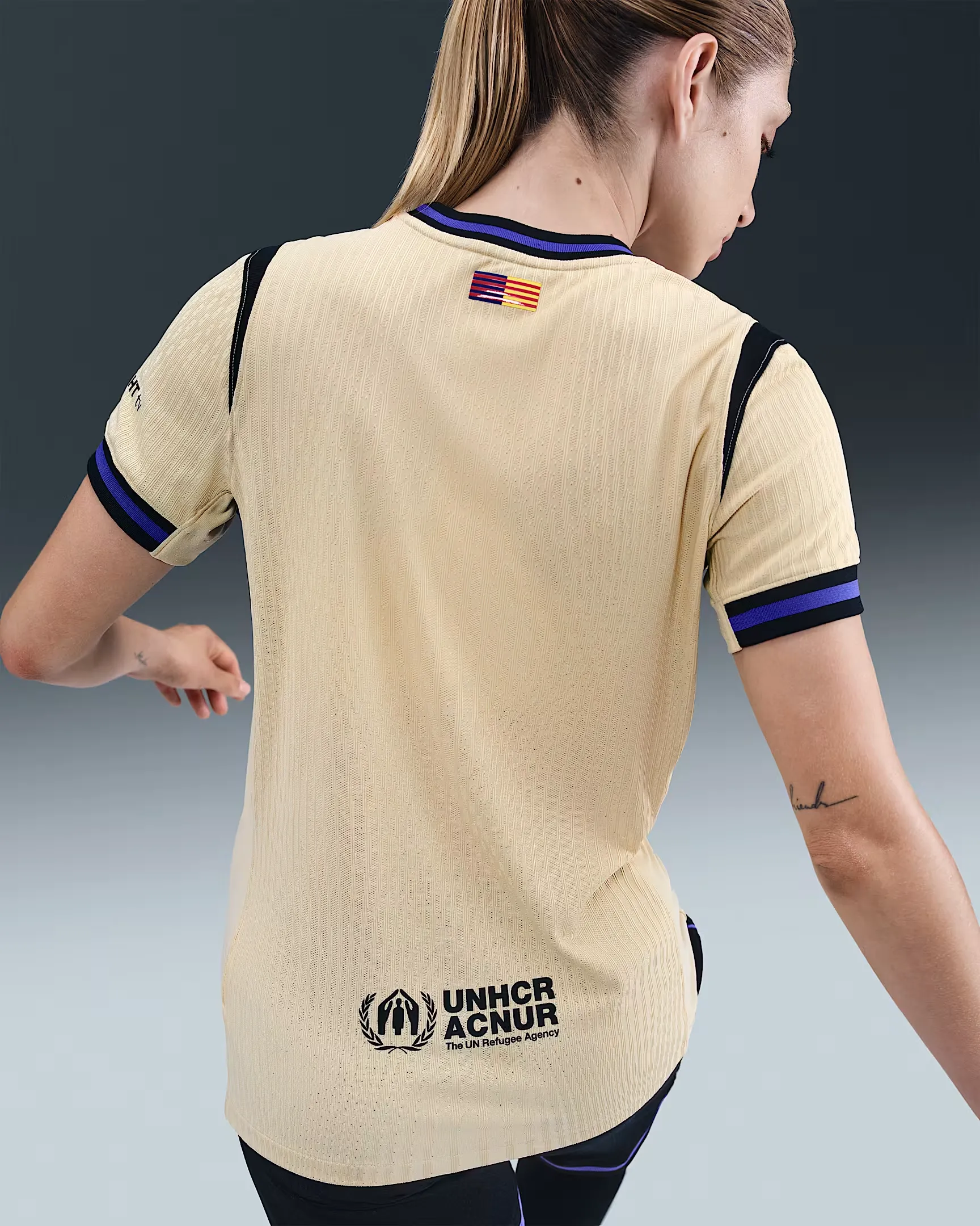Barcelona Women's Soccer Jersey - Image 7
