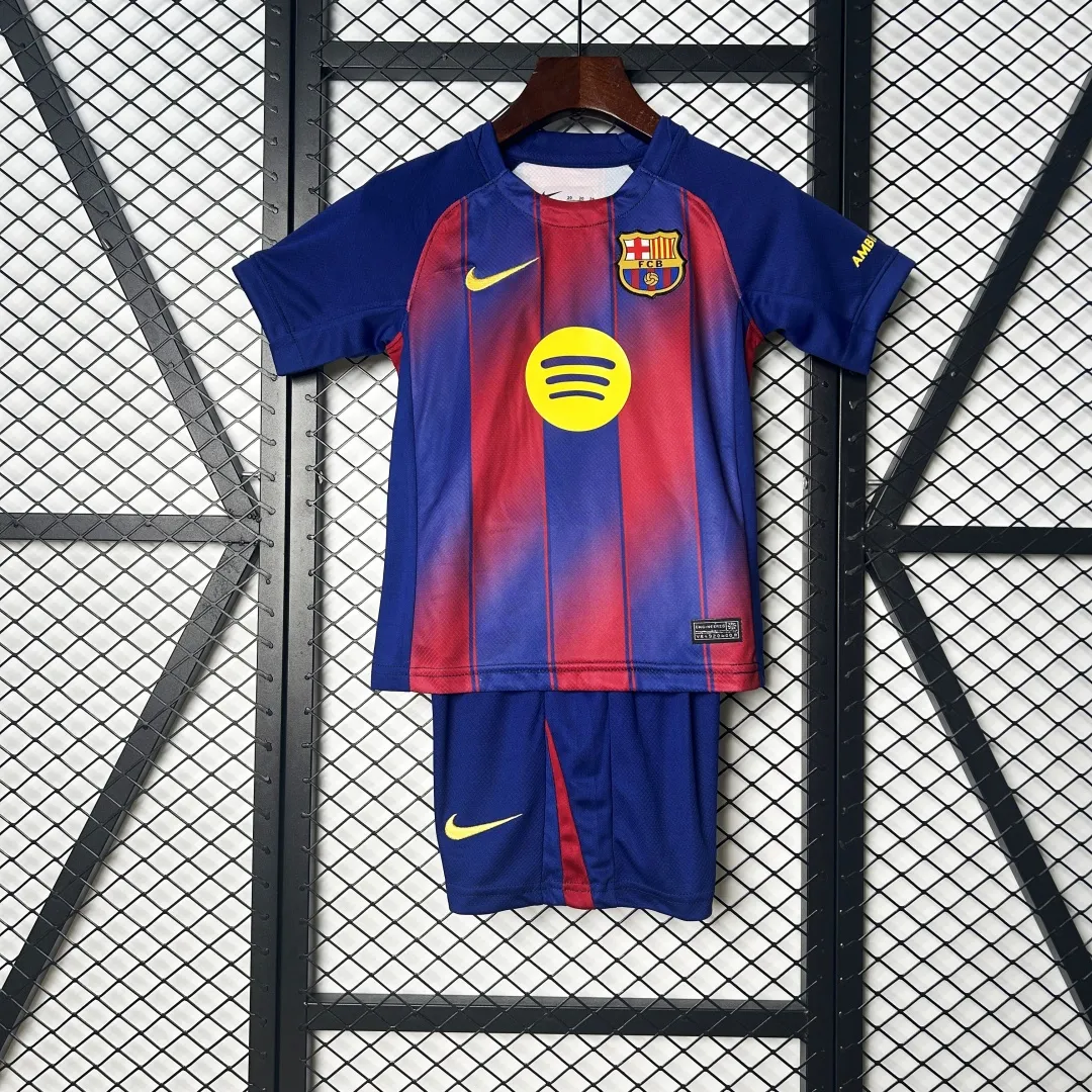 Nike Barcelona Kids Football Kit - Image 7
