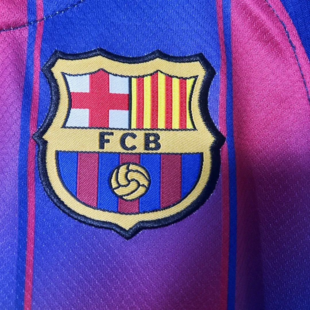 Nike Barcelona Kids Football Kit - Image 10