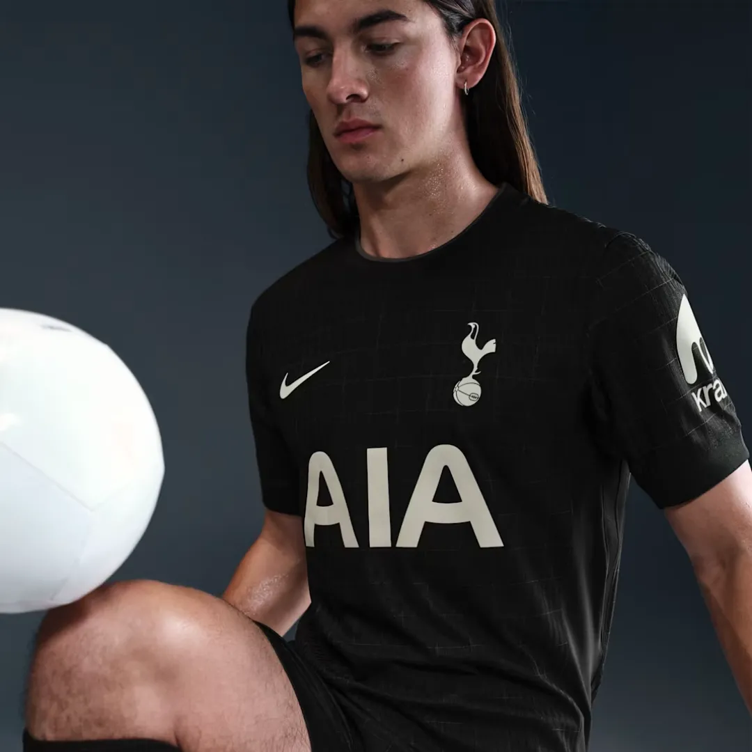 Tottenham Hotspur Away Jersey - Image 4