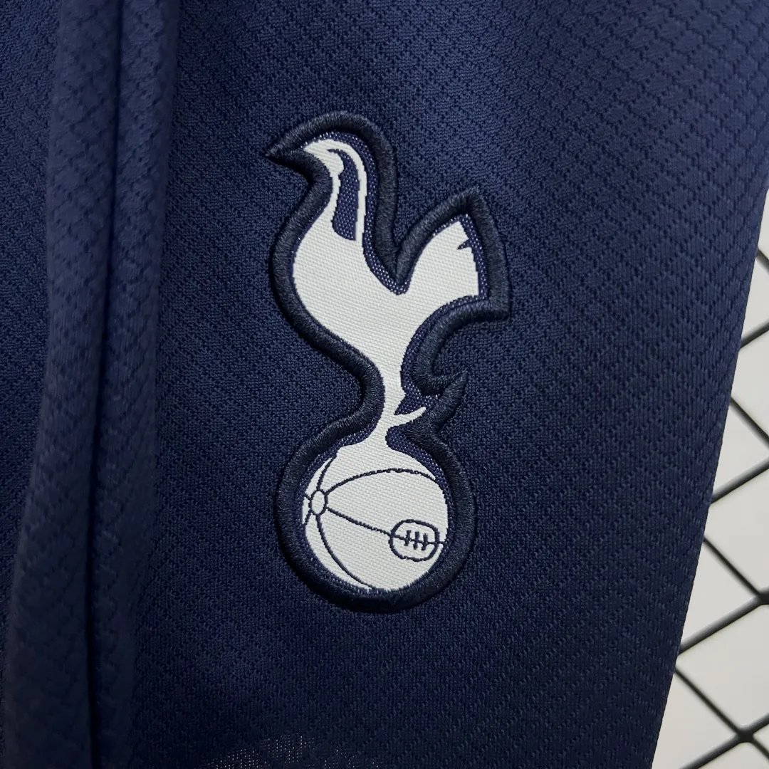 Tottenham Kids Football Kit - Image 6