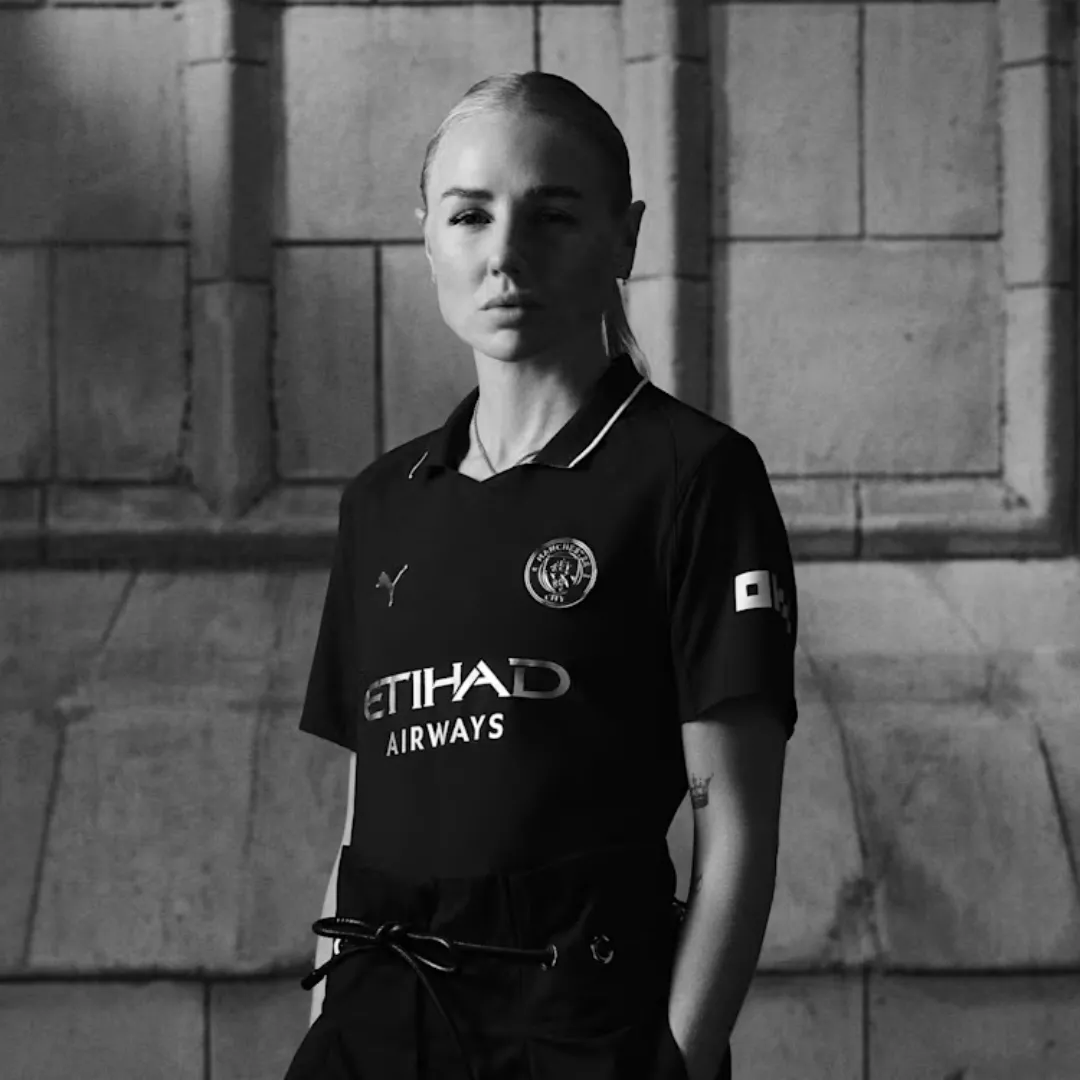 Manchester City Women Football Jersey - Image 5