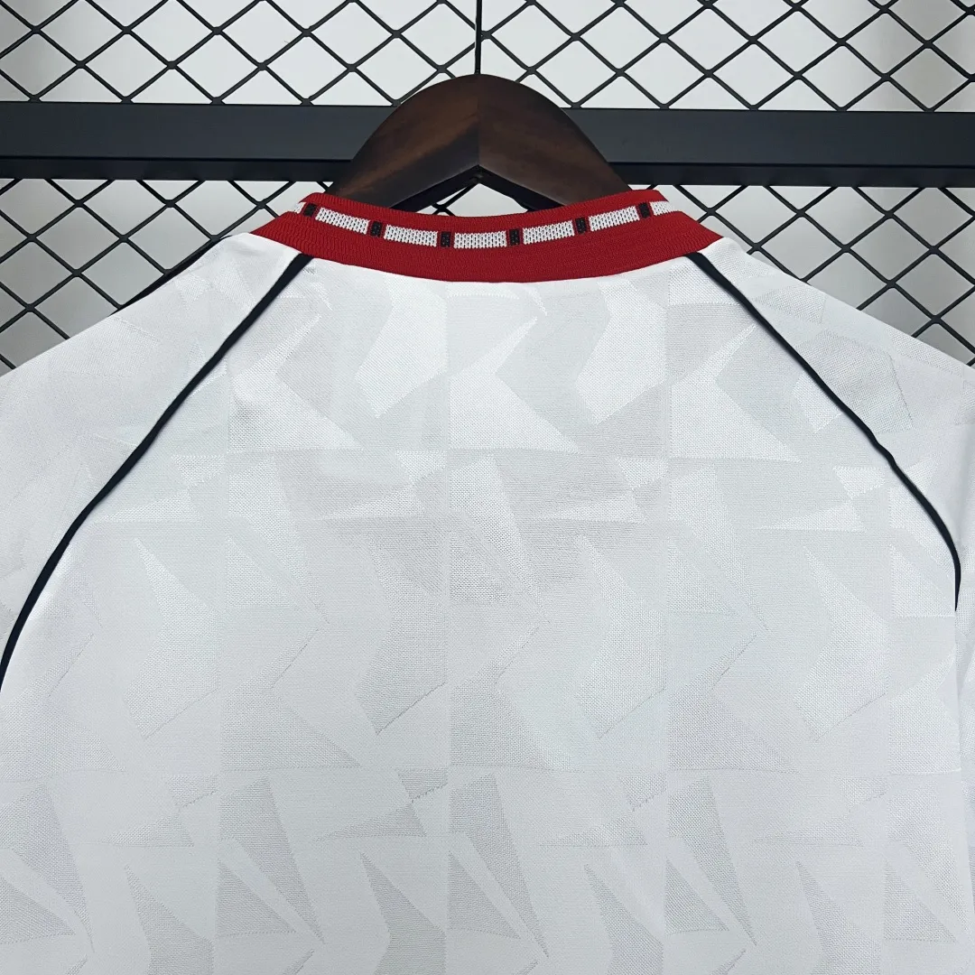 Adidas Manchester United 1991 Jersey - Image 7