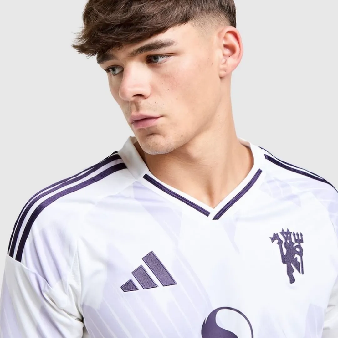 Manchester United Away Jersey 2025/26 - Image 5