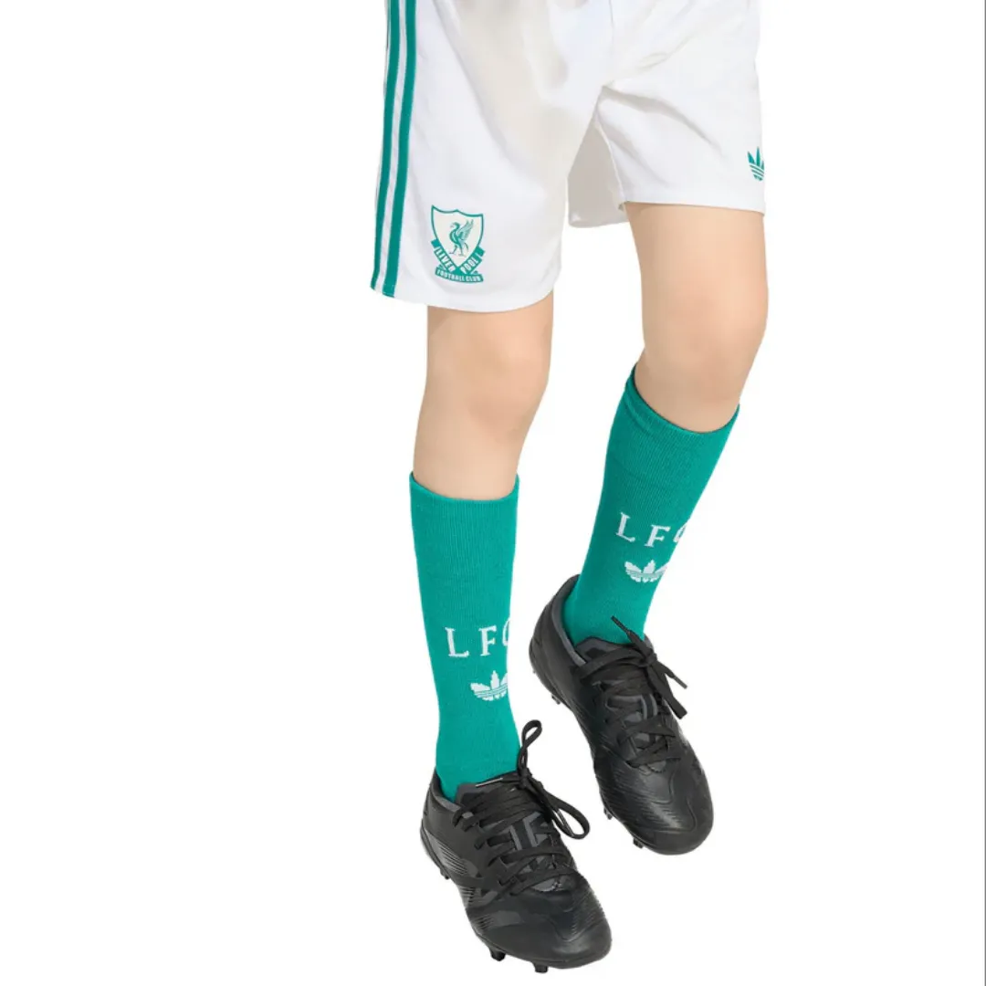 Liverpool Kids Football Kit - Image 6