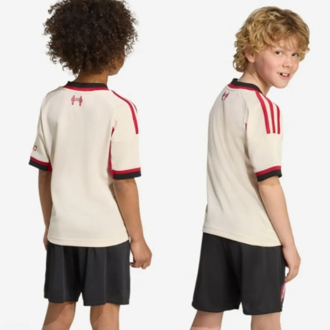 Liverpool Kids Football Kit - Image 4