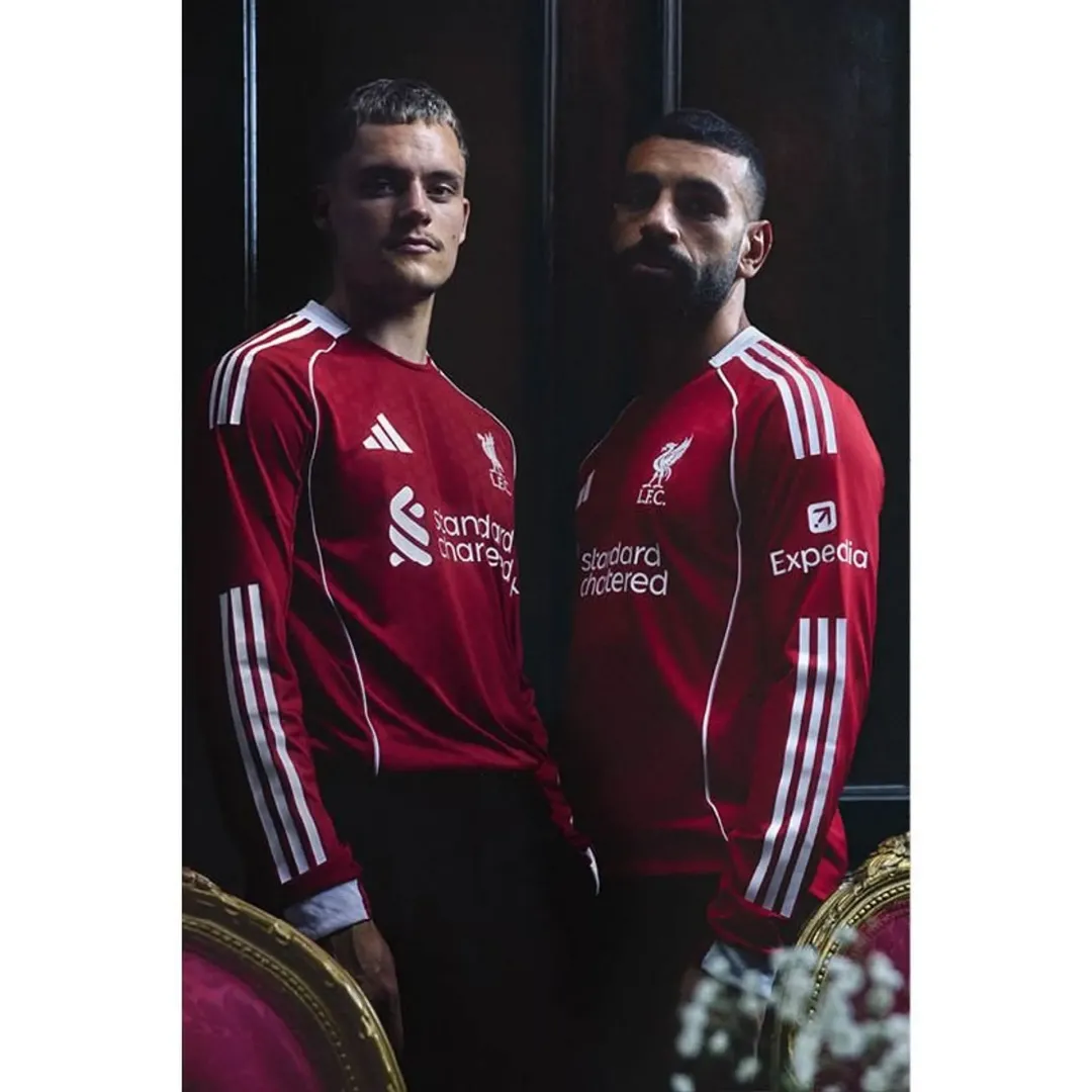 Liverpool Long Sleeve Football Jersey - Image 4