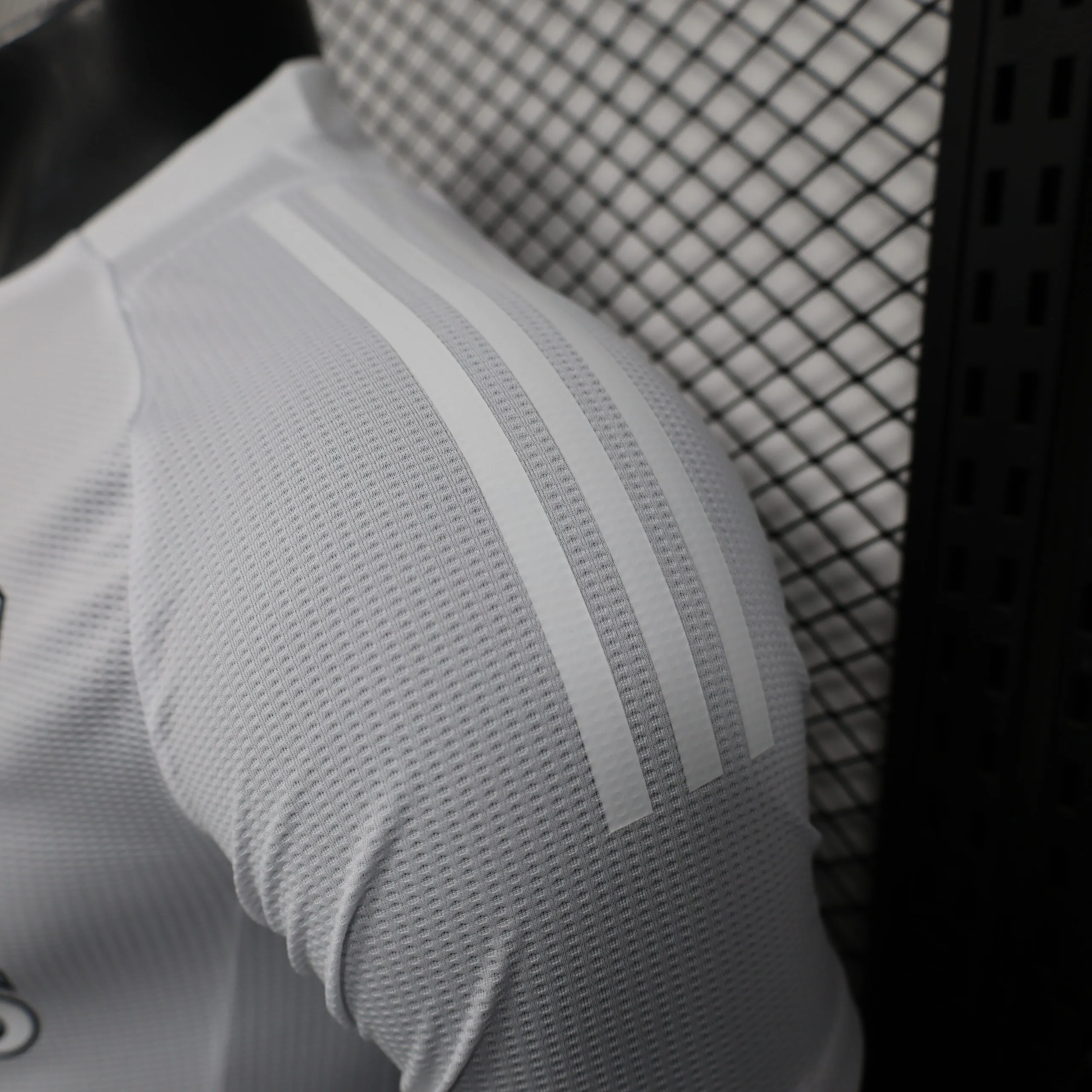Arsenal Player Jersey - Image 8