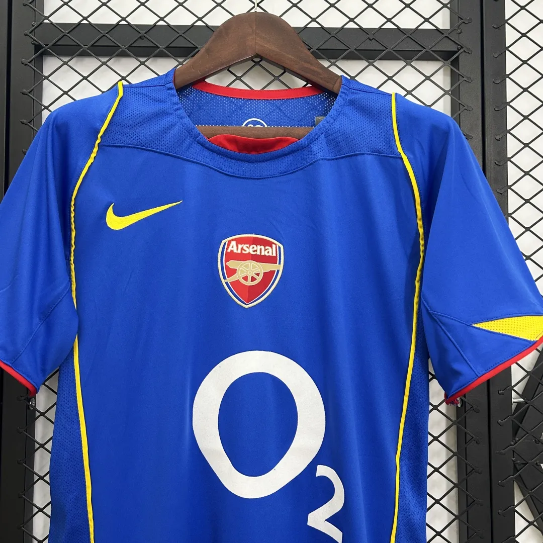Arsenal Away Jersey 2004/05 - Image 5