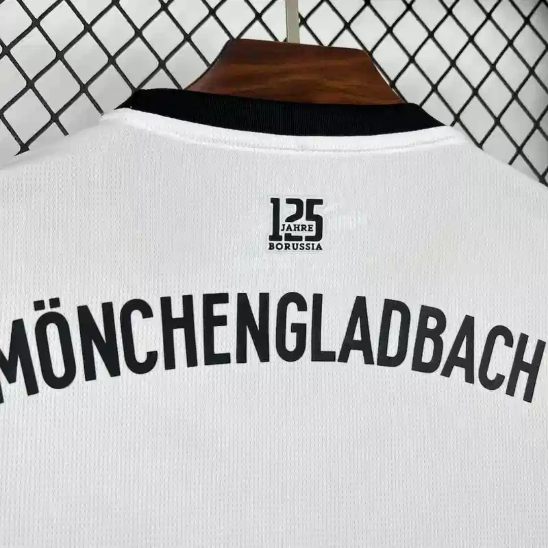 Borussia Mönchengladbach Home Jersey - Image 9