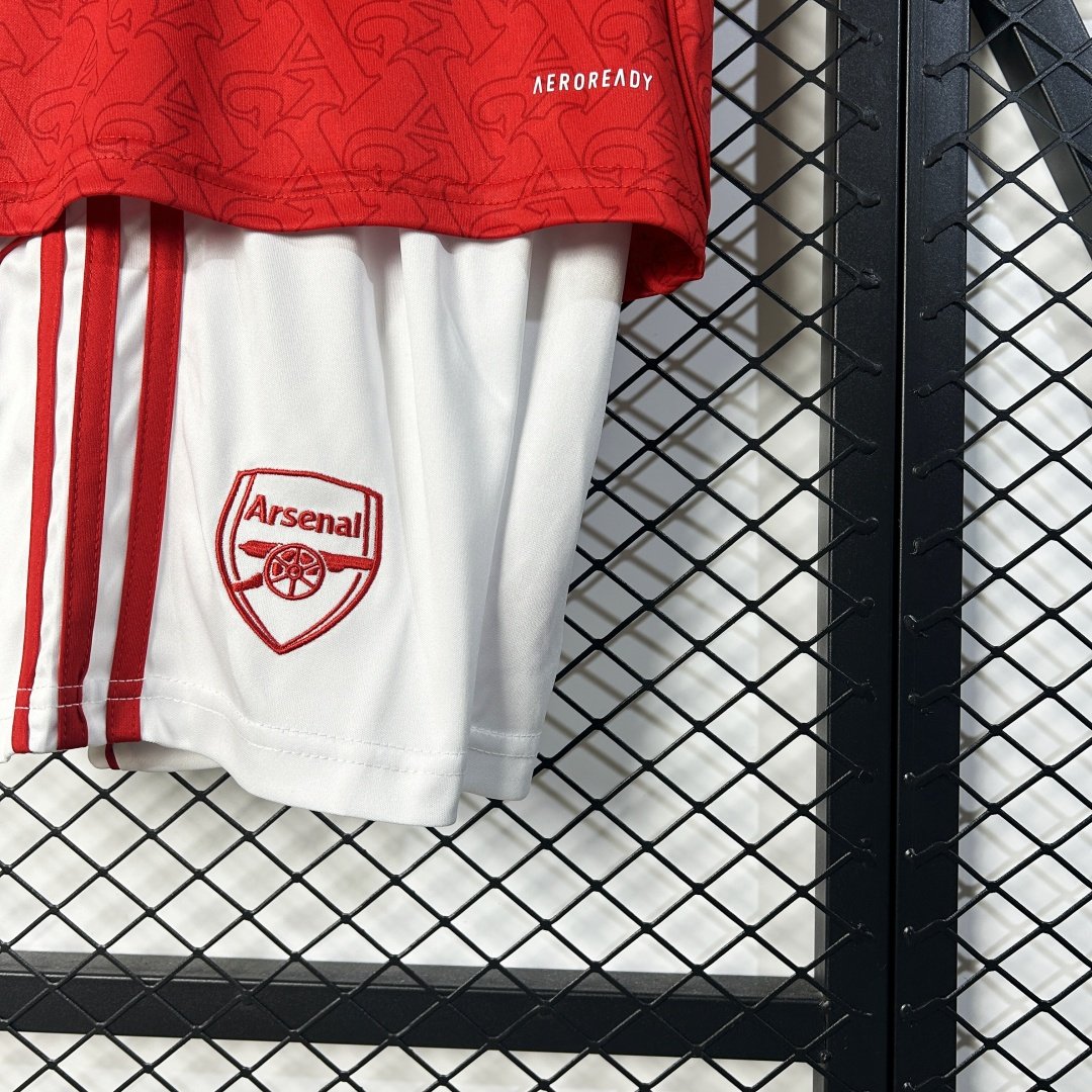 Arsenal Kids Home Kit - Image 8